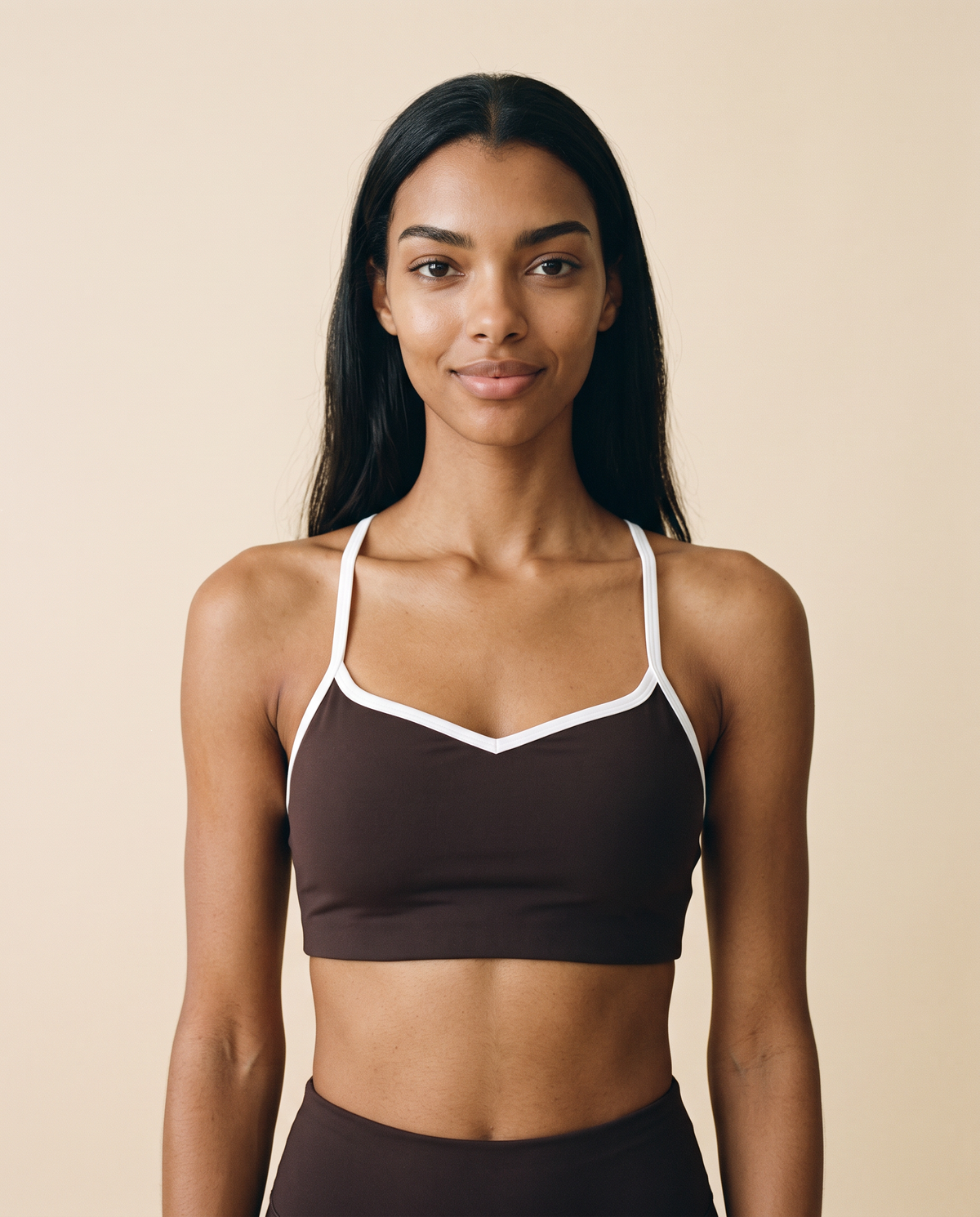 Contrast Strappy Sports Bra – Black & White | Global Fitness Co.